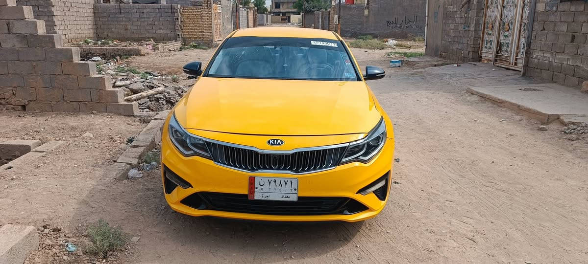 للبيع اوبتمى 20
وارد امريكي بيها بنيد 
جاهزه مكينه كير حداديه تخم تاير 
منضومة تبريد 
منضومة غاز 
منضومة زنون 
مكان واسط ***********
السعر 152
