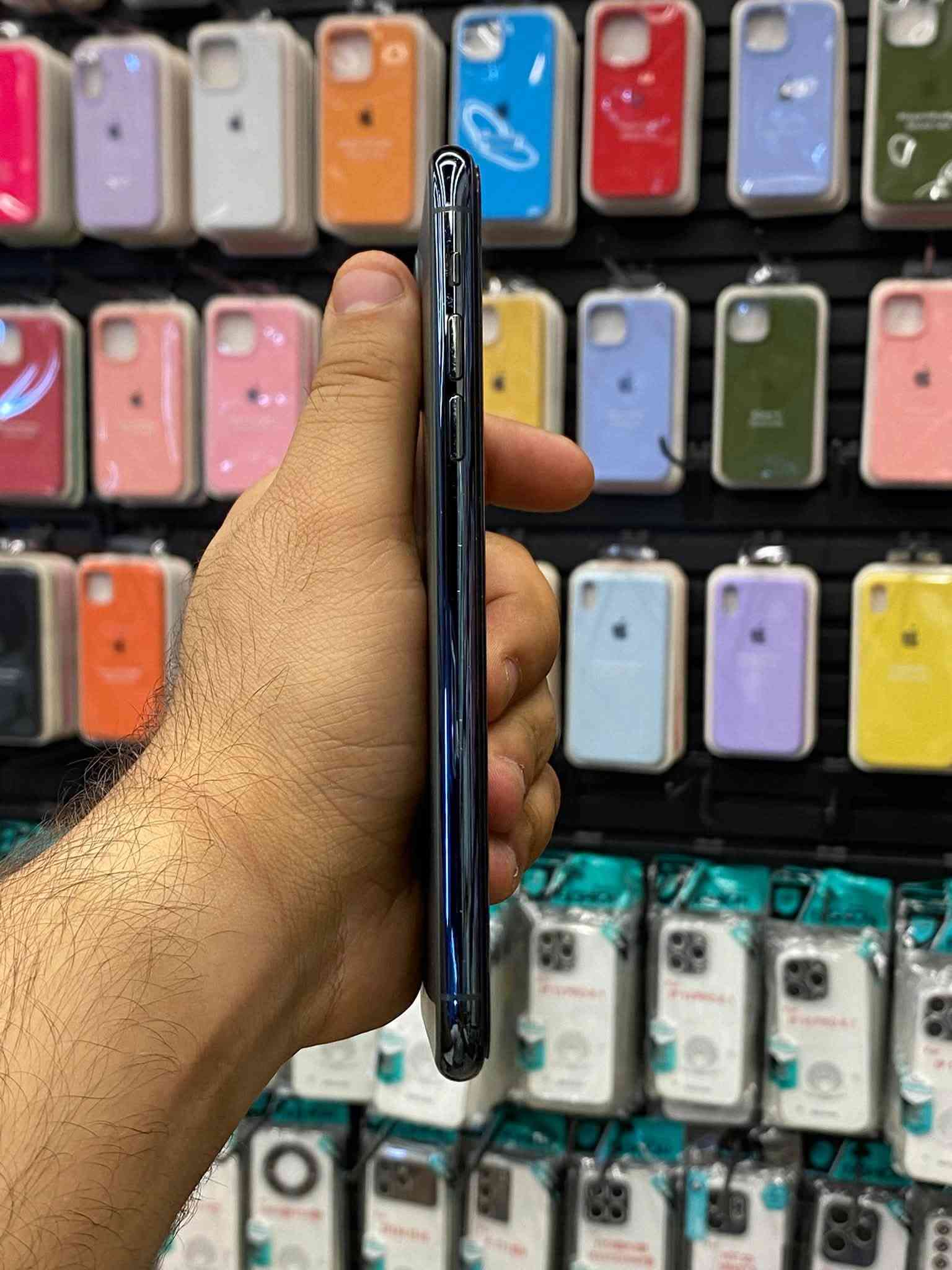 آيفون ١١ برو ماكس • ٦٤ جيجا • اسود