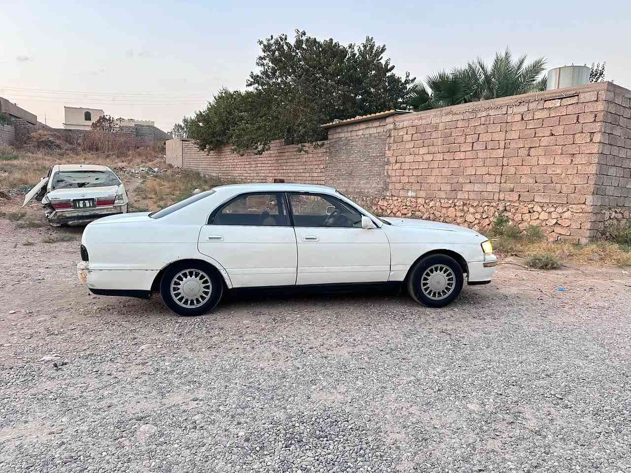 سلام عليكم سياره بطه اللبيع مامسجله سياره احله من الصور محرك وكير شرط نشاط فول صدر جديد بدلتو  كهربايات كلها شقاله تواير اربعاء جدد سياره جاهزه السعر 15 وبيه مجال ومراوس يرهم المكان الشرقاط ***********
