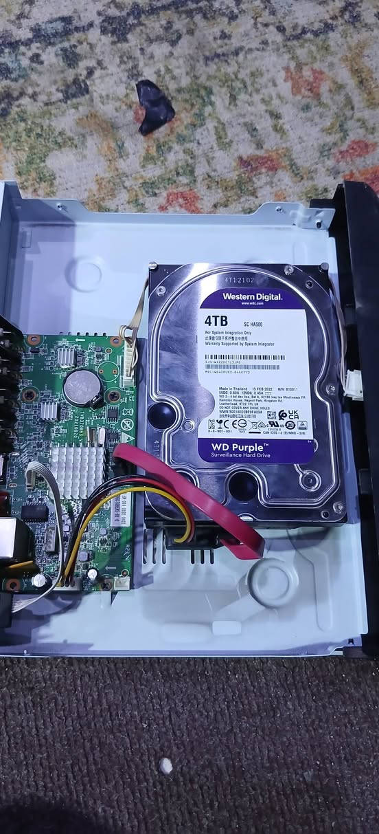 ٨ كاميرات • ٢ ميجابيكسل • Hikvision