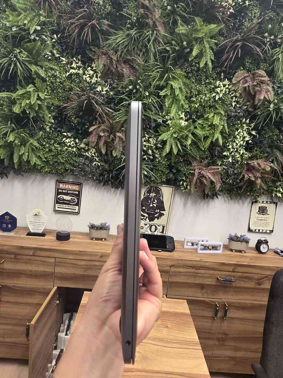 ماكبوك برو • M1 ١٣.٣ • بطارية ١٠٠٪