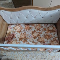 سرير أطفال • هزاز • يحتاج براغي