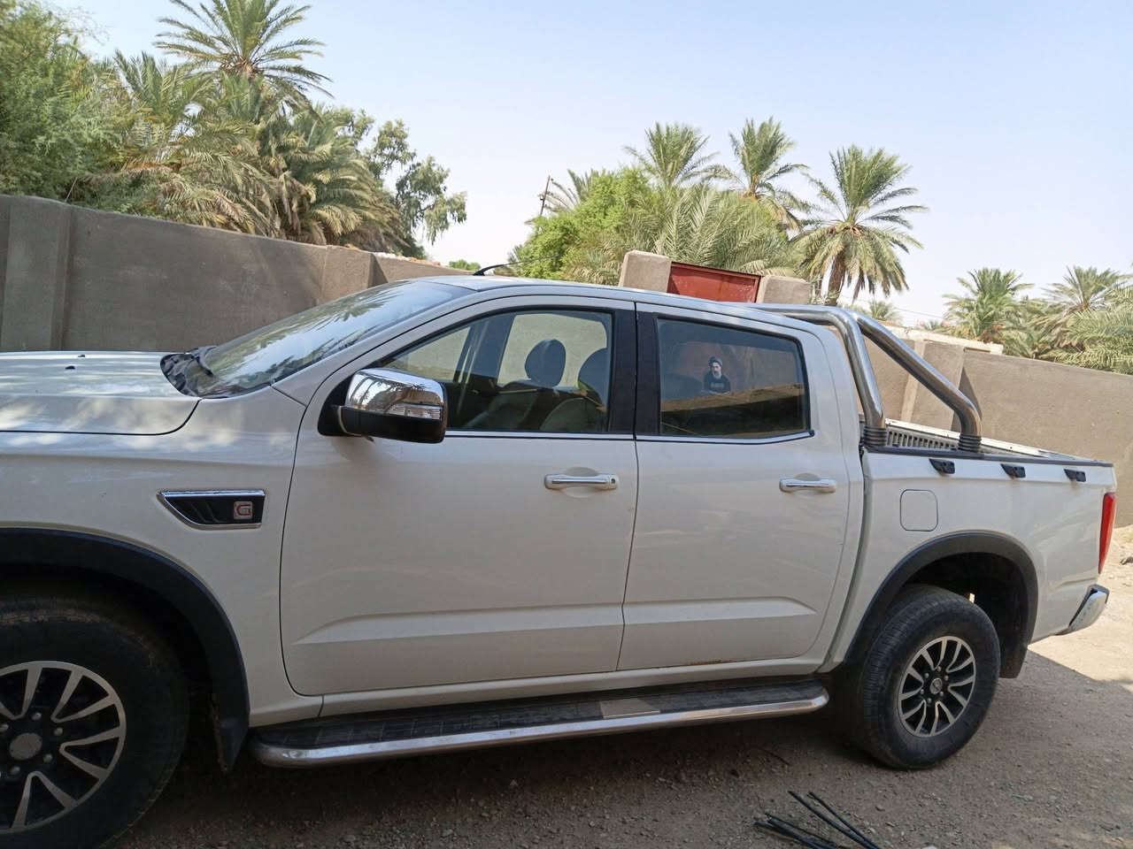 سلام عليكم بيكم البيع السعر 120وبيهه مجال توالصل عله الرقم ***********
