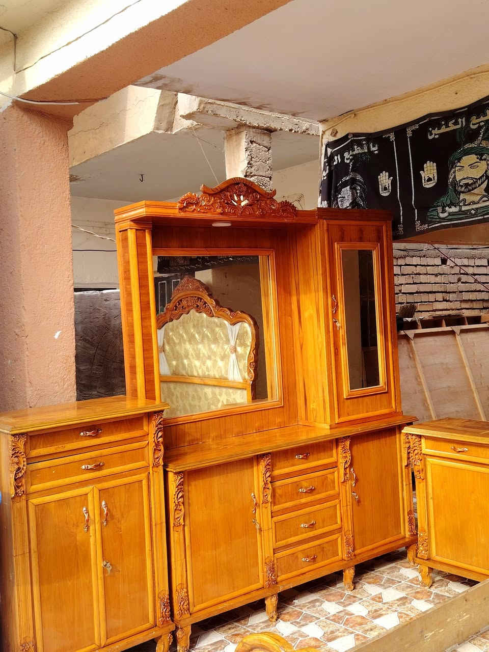 غرفه خشب • زان مصري • نضيفه