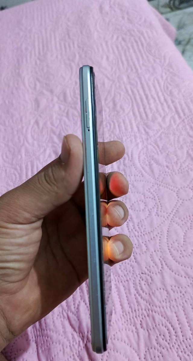 السلام عليكم 
البيع 
جهاز إنفينيكس x68178 
ذاكره 128+4
جهاز نضيف ما داخل تصليح ابد 
وكلشي بي بلادي 
السعر 160 الف وبي مجال 
التواصل *********** واتساب
