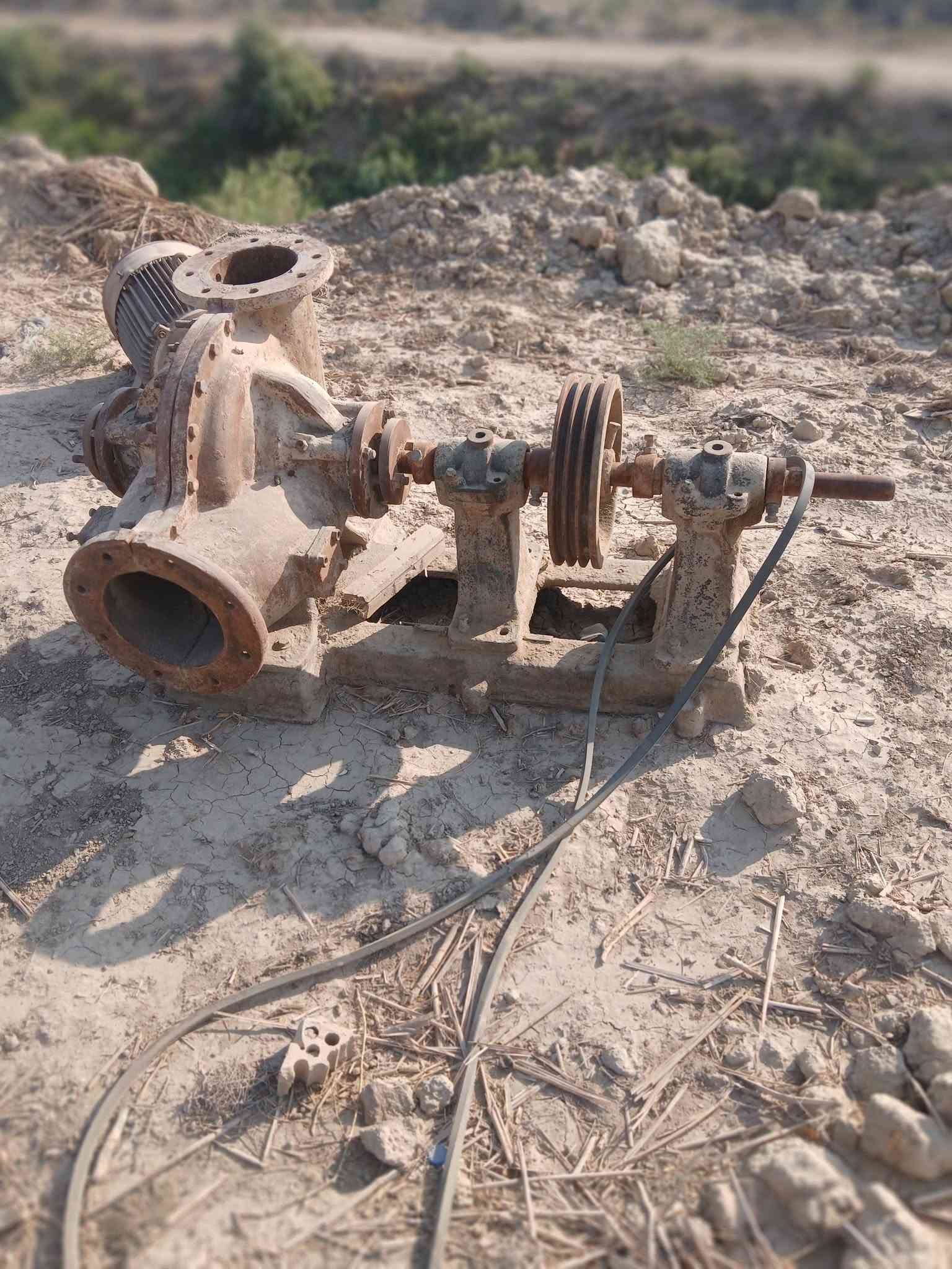 للبيع
ماطور ابو ٥٠ 
خنزيره ١٠ في ١٢
الديوانية 
للتواصل ***********
