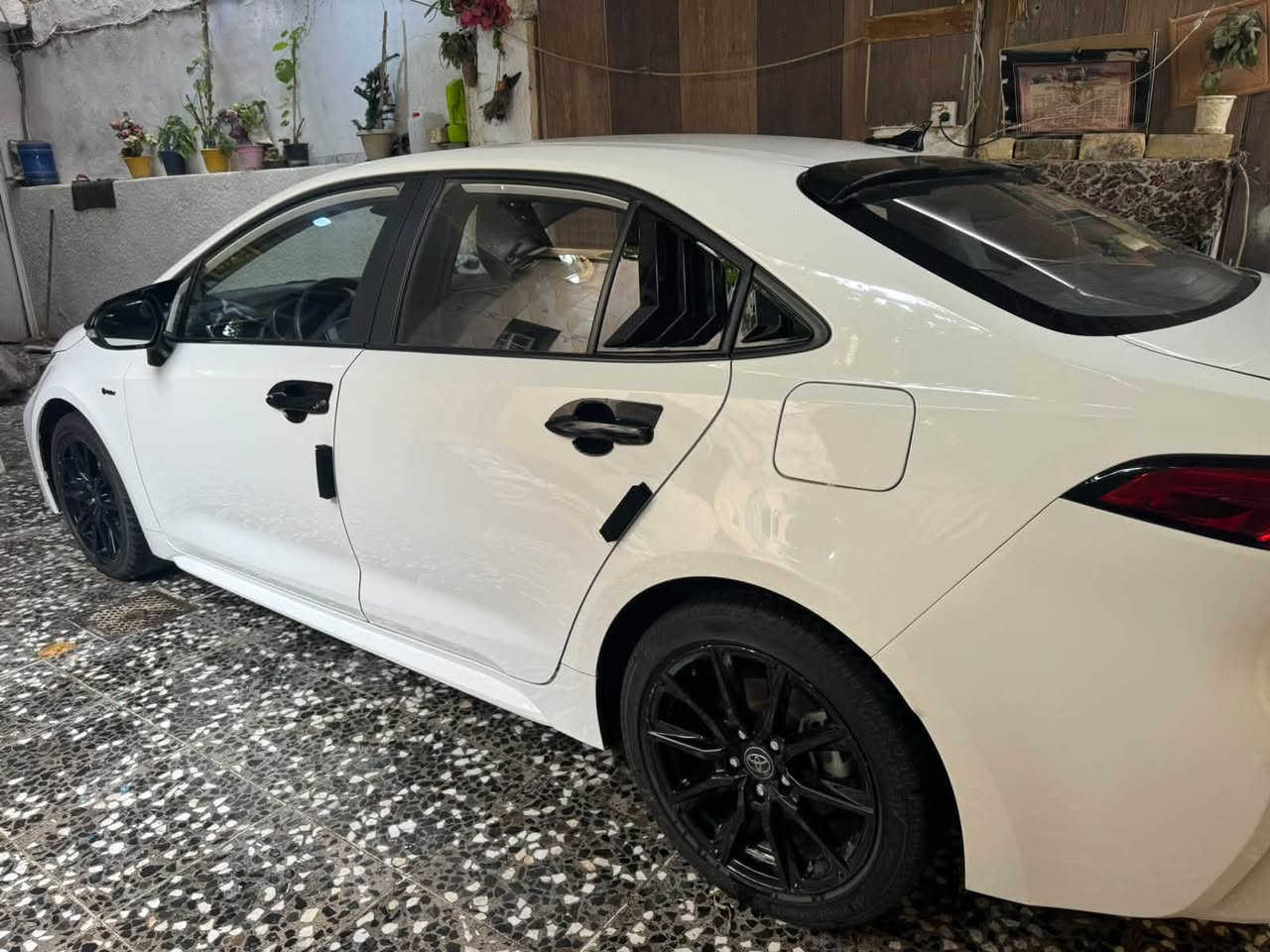 كورلا S بلاك • ٢٠٢٥ • ماشيه ٢٣٠٠٠