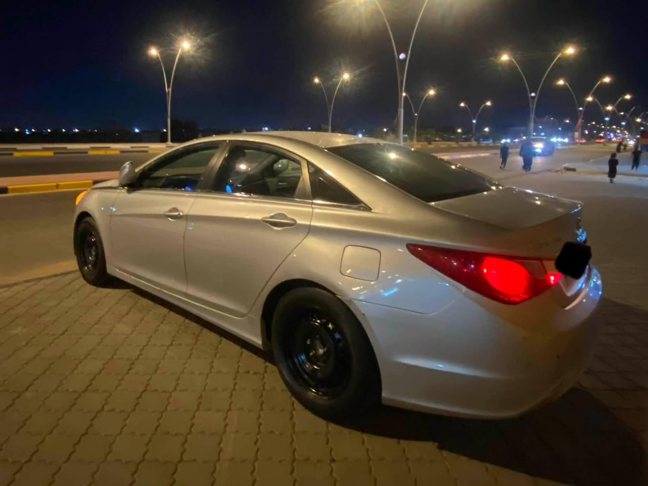 سوناته غاز كصه جنطه متومه طبق الأصل ١٤ جاهزه تبريد ثلج كير محرك كفاله بيع بيع فقط  ما راوس سعرهه ٤٠  خاص مفتوح بصره رقمي ***********
