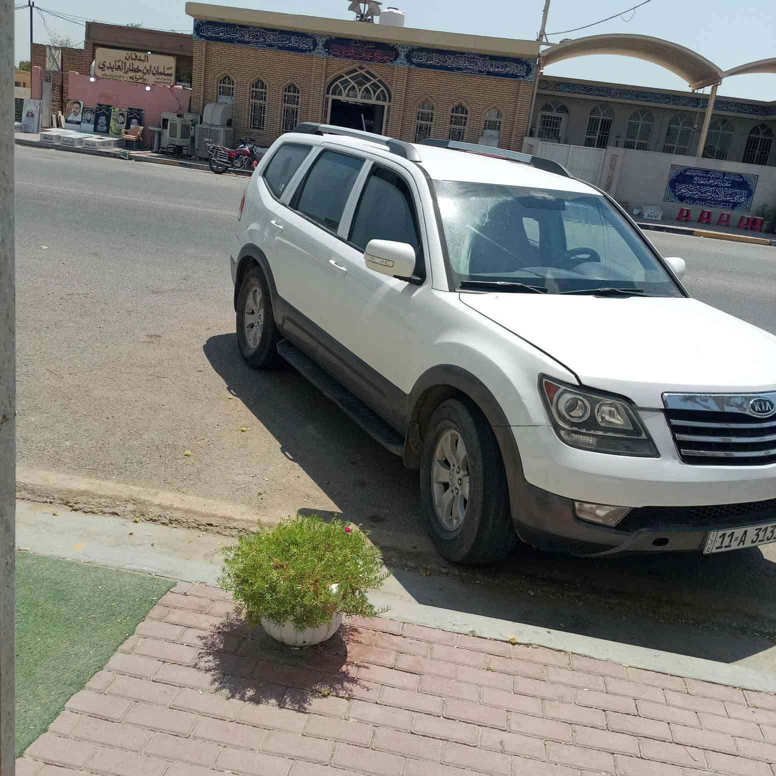 موهافي 2008 رقم بغداد انكليزي مواصفات عاديه ثلاث قطع تبريد بيهه اربع قطع رش فقط 
*********** السياره خليجي مكينه 3800
السعر 90
