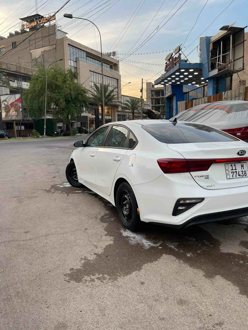 السلام عليكم فورتي موديل 21سياره حلوه وجديده سياره كير AT السعر بالخاص ***********
