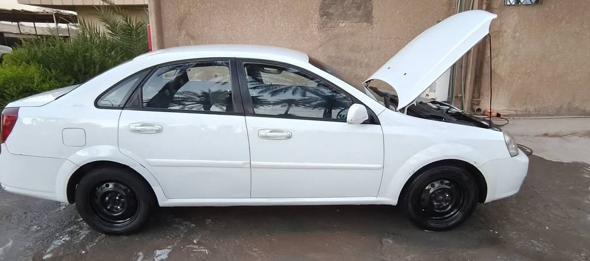 السلام عليكم اوبترا 2012 رقم بغداد باسمي بيها ٣قطع اثنين بارد وقبق الصندوق معجون وصبغ مكينه وكير وتبريد كفاله ب70 وبيها مجال *********** بغداد بلديات بغداد, العراق
