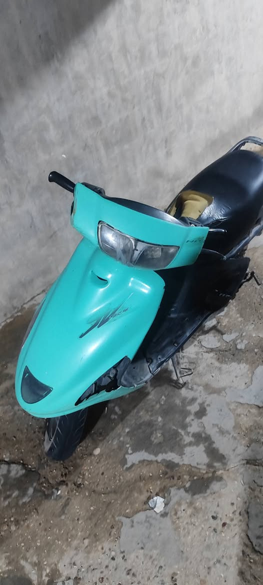 دراجات للبيع اربعه گير + فراشه ثنينهن هندر واحد الله يشهد الكير نقوصات بسيطه دبل خلفي دايون عالي الفراشه كفرات كامله وماوكفتني الله شاهد ثنينهم 500 وبيهن مجال بسيط مكان اسكندرية الرقم *********** او خاص وبيك خير وتدلل واذا تريد وحده منهن خابر وتدلل
