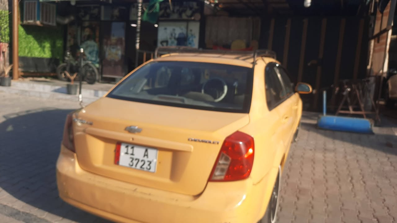 السلام عليكم احبتي
اوابترا ٢٠١٢ الشركه العامه
مابيه صبغ ولاضربه 
 بيهه فقط حافة البنيد
كير كفاله
مكينه نظيفه١٦٠٠ 
تبريد خير من الله
تخم تاير ستوني شاده بلقران
حداديه من طول لطول بدلتها  
سياره باسمي صفر هئيه وغرامات تحويل مباشر
رقم بغداد 
رقم الهاتف ***********
السعر 67 وقابل لتفاوض مكاني بغداد الحسينيه مال الراشديه @

