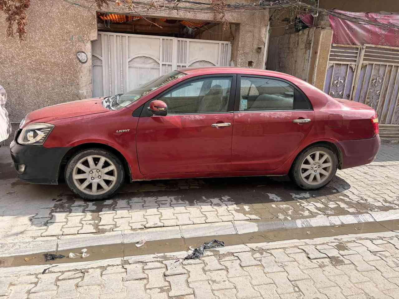 يا الله السلام عليكم جيلي موبل للبيع موديل 12 سيارة مكفولة من الصبغ سيارة حلوه نضيفة تبريد ثلج باتري جديد فيتبام جديد السعر 35 وبية مجاال رقم ***********
