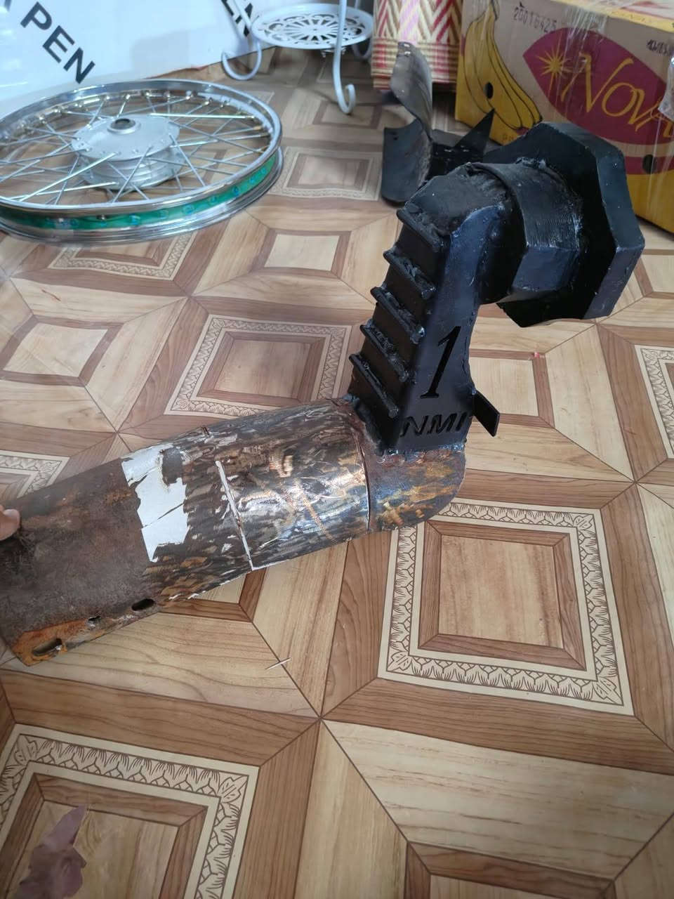 سلام عليكم
غراض للبيع قيم واخذ، راسطه باكستاني ثقيل كلش رقم 1

راسطه طياريه سيبايه نامه ويل كدام جديد كلش مكان نجف كوفه الرقم ***********
