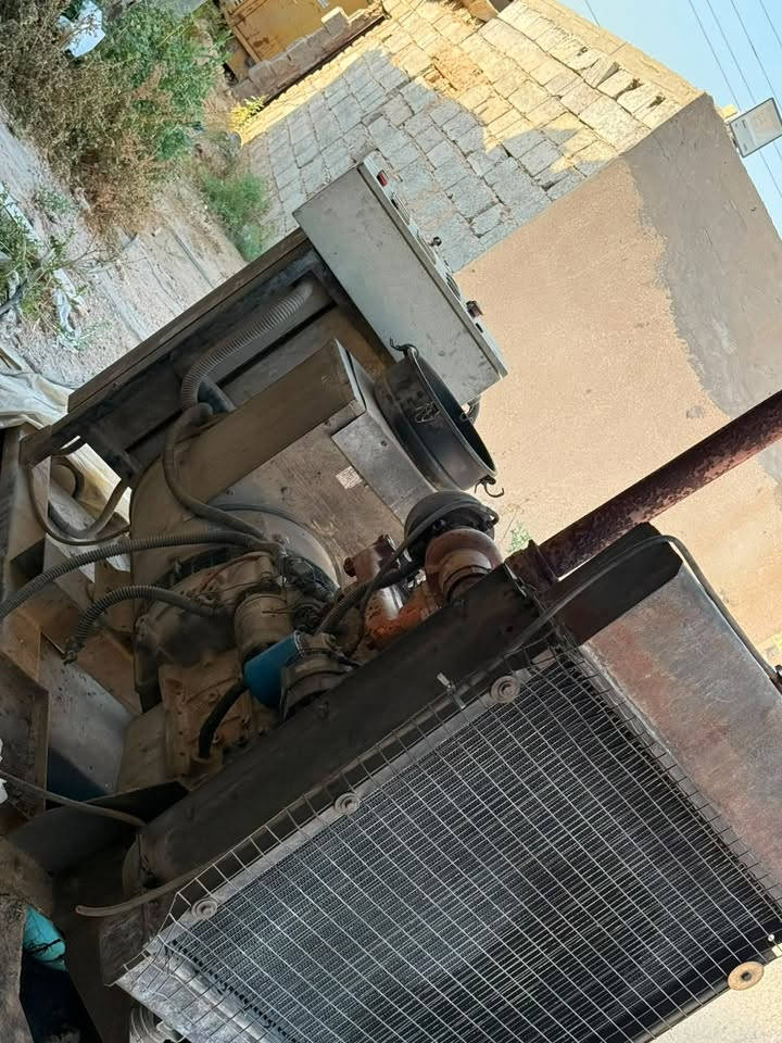 مولدة كمنز
85 kv 

للبيع

***********
