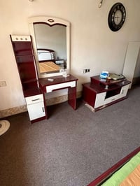 غرفه اخشاب • ٧ قطع • قرب مجدي مول