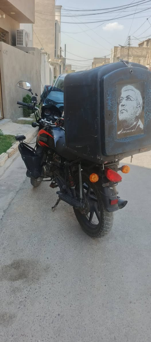 سلام عليكم دراجه بوكسر  موديل 23 محور مكينة دايوان درجة حلوه بس بيهه اشوية نواقص تخم تاير جديد السعر, 750 او بيهه  بدون اوراق اتكفل كلشي تاخذهه من باب البيت  مجال العنون بغداد ال زعفرنيه ***********
