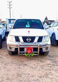 ورحمه الله وبركاته نافارا  موديل2013 مكفوله كفاله عامه رقم ديالى للبيع...
