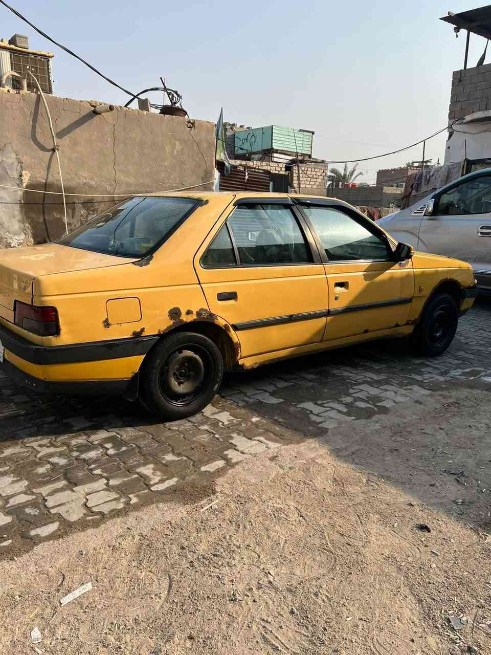 ٢٠١١ • مكينة وفتيس وكهرباء • ابو الخصيب