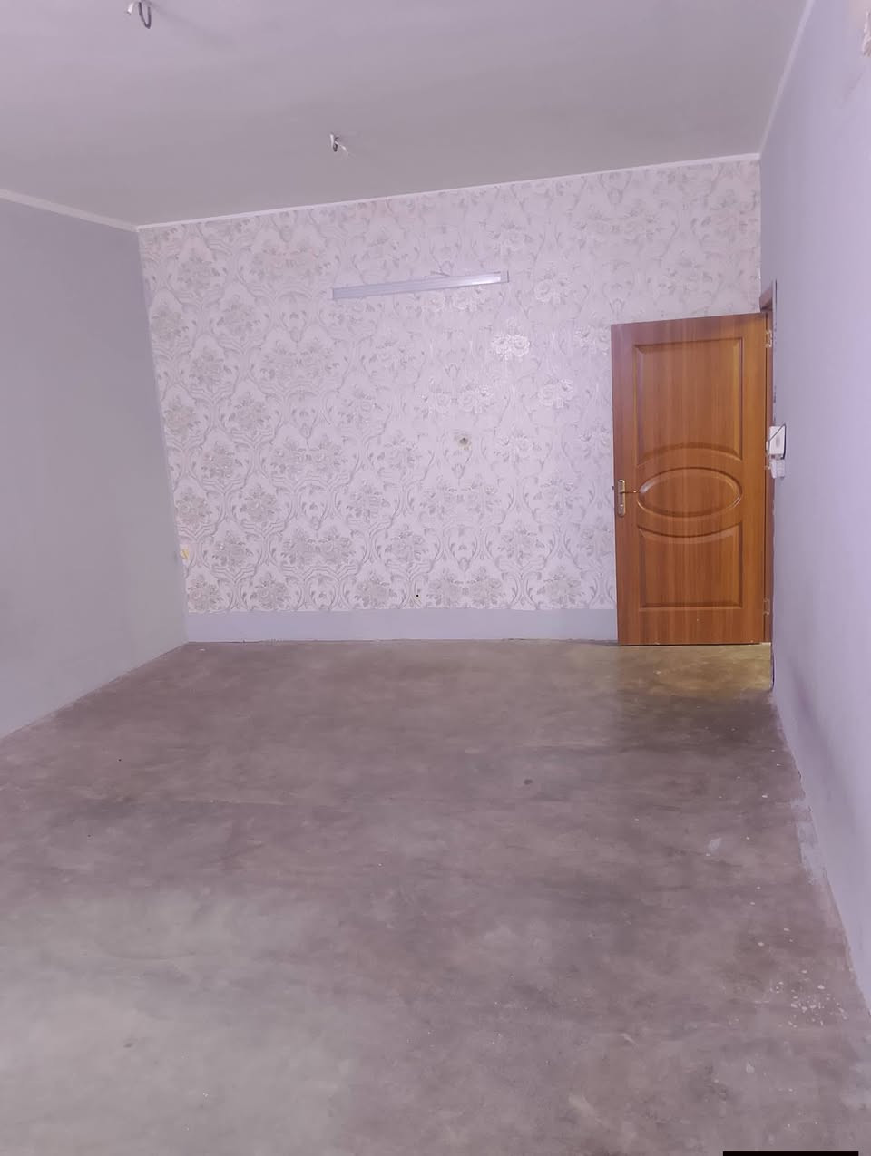 دار للبيع طابو صرف 
مساحة 170متر
____________________
واجهة البيت 8اونص
العنوان حي الاسرى مفقودين 
________________________
خلف حلويات سدره
موقع مميز جدا
___________________________
للستفسار اتصل على أرقام
***********
____________________________ 
اوزيارة المكتب كركوك حي الاسرى مفقودين مقابل مطعم روما 
بادارة أبو مصطفى للعقار
