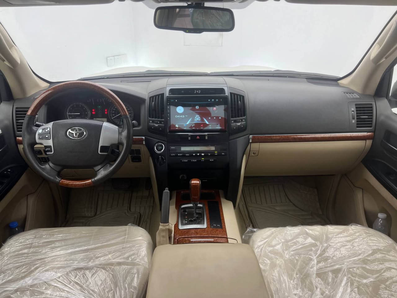 TOYOTA LAND CRUISER 2014
تويوتا لاند كروزر 2014
شرکة جیهان 8 ایرباک 

محرک 8 سلندر حجم 4.6 لتر 

 السیارة بیها بابین صبغ بدون دواخل 

رقم جديد
كير و محرك بشرط

220,000 كم ماشية
خليجية

السيارة جديدة و السعر مناسب جدا (330) ورقة و بیها مجال بسیط 

مكان السيارة

دهوك -معرض ارشف R-Shev
رقم51 من معارض التيرمينال
كورك - واتس اب
***********
*********** دهوك, العراق
