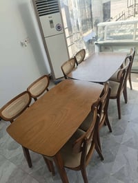 ميز وكراسي • مستخدمه • نضيفه