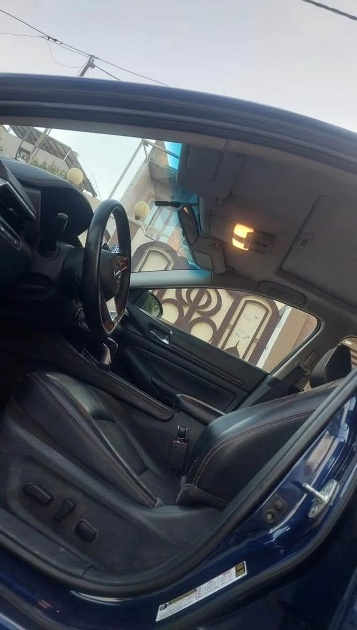 �🚘 للبيع نيسان التيما 2019 SR فول أوبشن — أمريكي 🚘🔥
🇺🇸 SR فول أوبشن — كلين بدون حادث
💙 اللون: أزرق
⚙️ المحرك: 2500 CC
📍 الممشى: 44 ألف ميل فقط
📱 شاشة كبيرة + Apple CarPlay
💡 لايتات LED
✨ سيارة نظيفة ومرتبة وجاهزة للاستخدام

💰 السعر: 11,000 دولار وقفل 🔒

الاتصال ‭***********‬

🏗️ سبب البيع: صاحب السيارة عنده بناء ويحتاج المبلغ، والبيع مستعجل
