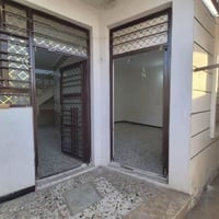 دار الايجار يحتوي ع 3نوم صاله و مطبخ حمامات البيت مابي غرفه جوه فقط فو...