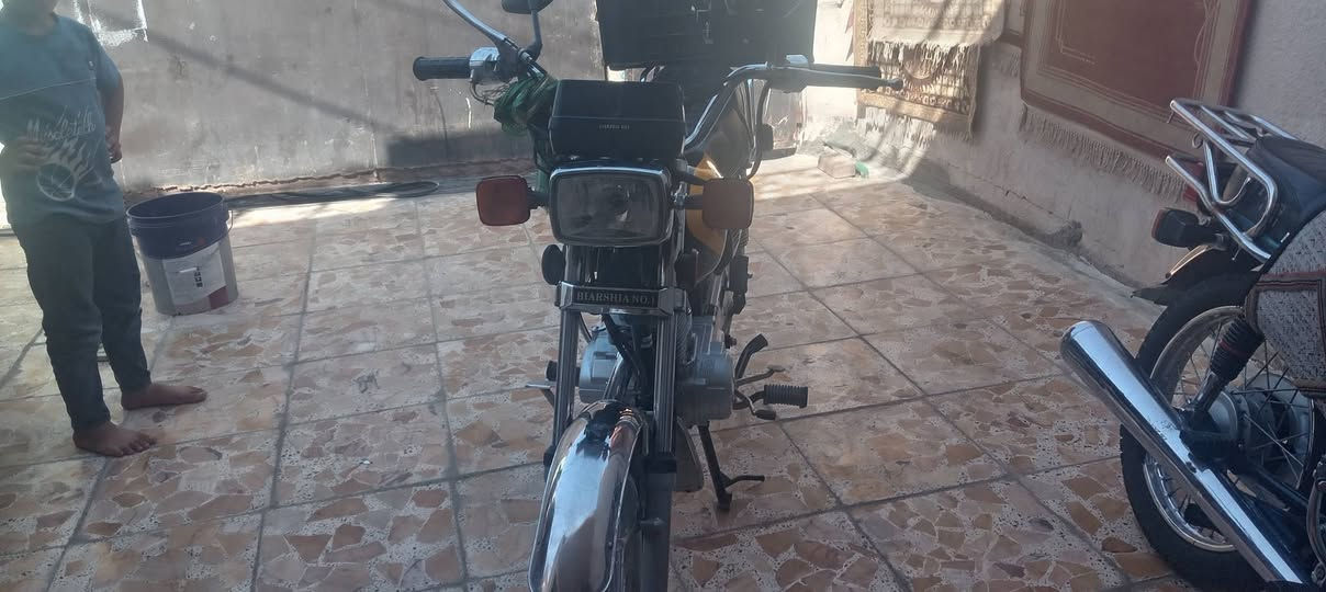 سلام عليكم دراجه مكفوله كفاله عامه موديل 25طالعه بل26الدراجه خير من الله اريده أب 650وبيه مجال مكاني كربلاء حي النصر ***********
