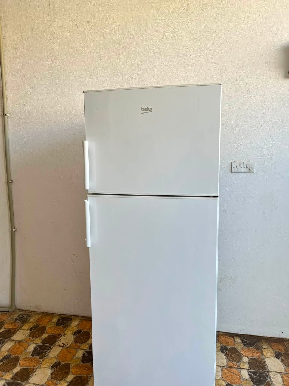 سه لا جه ى بيكؤ ٢٠قه ده م مه زبوت و بى  عه يبه مه زبوت به شه رت زؤر باكه و له سلمانيم ***********
سعرى ٢٢٠هه زار

