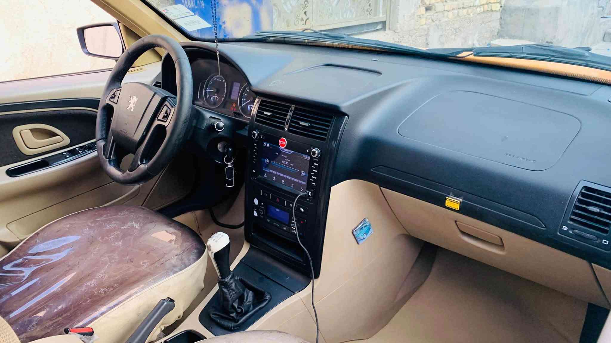 لسلام عليكم 

بيجو بابل موديل 2023  ماشيه 90 الف 

مكينه وكير نضيفات بدون تنقيص ولا تبخير 
بيهه جاملغ صبغ 
وباب خلف السايق يدون دواخل فقط توحيد لون الشركه
تبريد ثلج بدون حماوة سياره كبل للشارع ماناقصهه شي
بيهه تخم تاير جديد 
السعر 71  ورقه
العنوان بغداد الشعب سبع قصور 
***********
