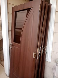 أبواب • سعر مناسب