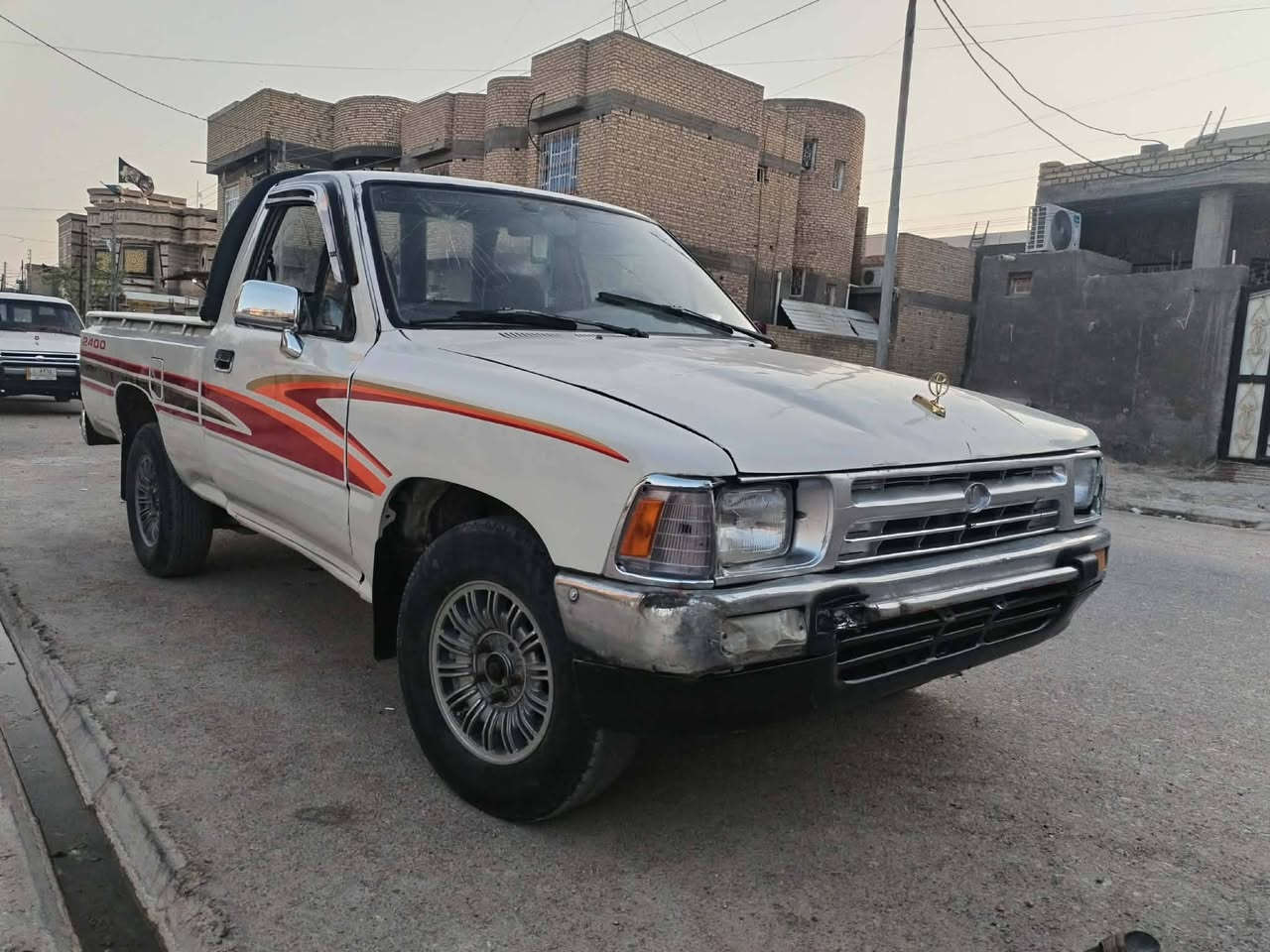 سلام عليكم بيكم تيوتا موديل 90 مكفوله كفاله من عده رشه جماليه محرك كير شاصي شرط كهربائيات شغاله حداديه جديده سياره جاهزه من طول لطول اي نقص ما بيه سنويه جديده رقم قادسيه مشروع وطني مداور اي وقت مكان سماوه سعر 35 وبها مجال رقم الهاتف // *********** /مكلف بنشر
