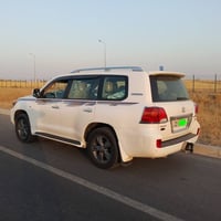 لاندكروزر • ٢٠٠٨ • ١٥٥٠٠٠ كم