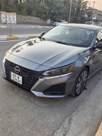 نيسان التيما 24SV رقم اربيل بسمي تحويل ثاني يوم بيها قطعه فقط جاملوغ س...