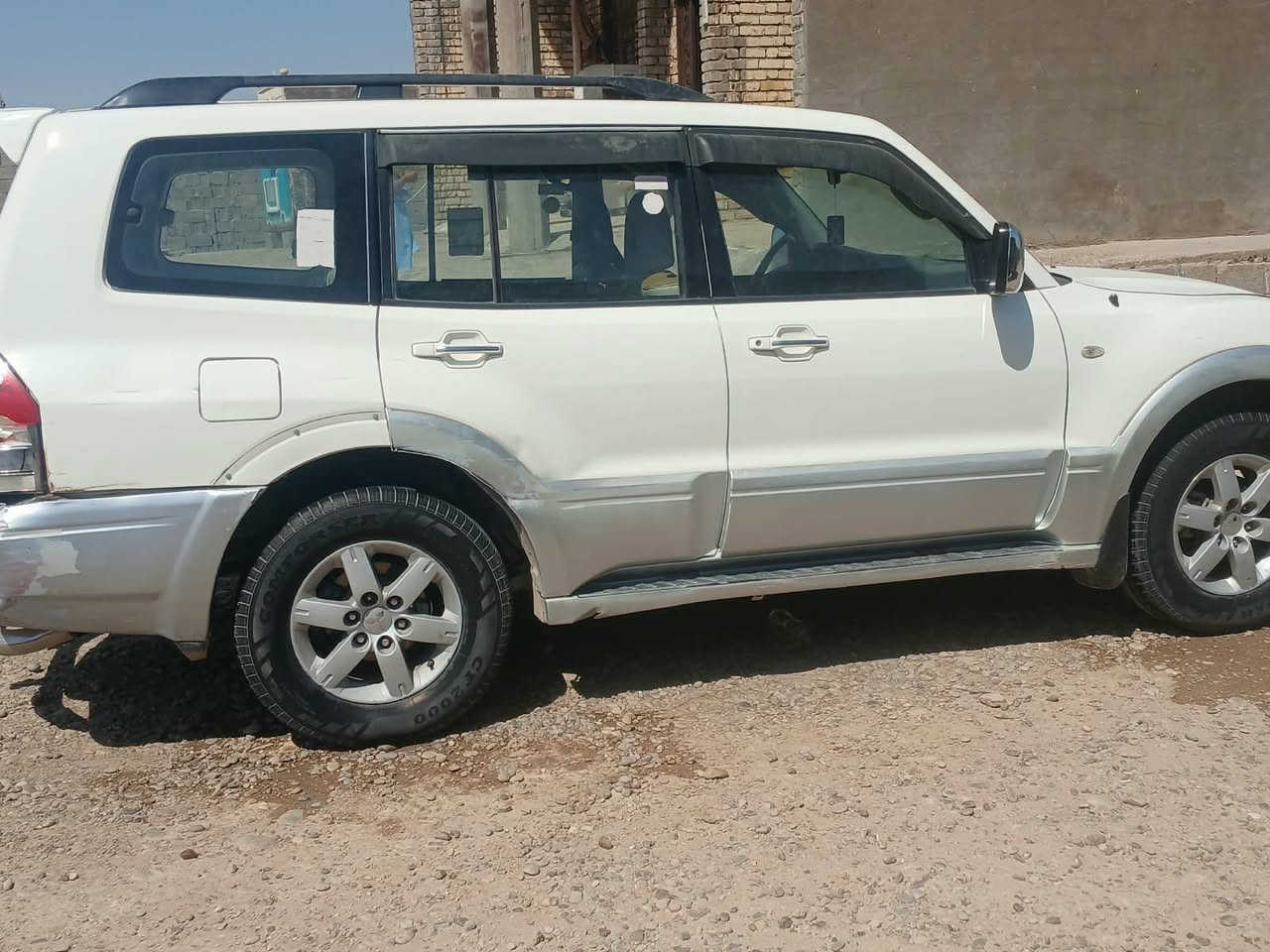سلام عليكم للبيع باجيرو موديل 2007 مكفوله من كير ومحرك ومن ضربه مكان بغداد نتصل وتدلل ***********
