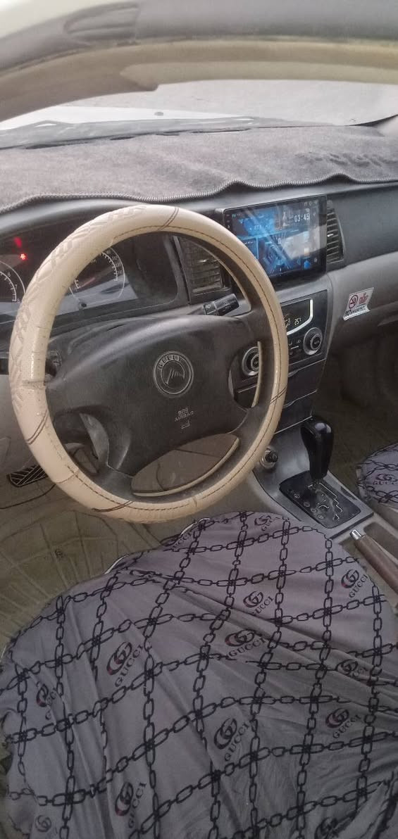 سلام عليكم جلي موبل ذي قار إنكليزي سنويه ٣٠ بسمي مكاني ناصريه محرك وكير كورلااوتماتيك تبريد سنتر لوك ريمونت مكلف بلنشر شراي يتصل رقم راعيهه ***********
