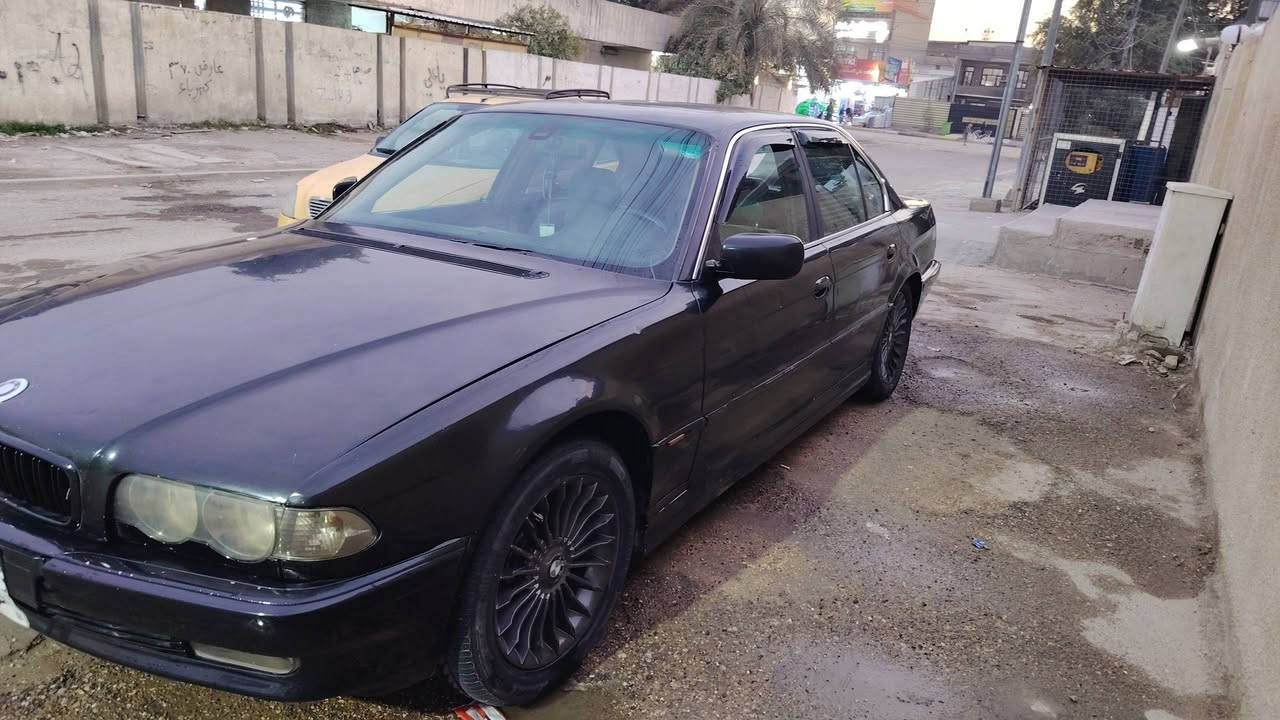 السلام عليكم 
السوك خفاش 728 رقم أربيل موديل 95
محدثة 2000
 السيارة مكفوله من الظربة
كير ومكينه وتبريد كفالة
مكاني بغداد القاهرة
السعر 55
***********
  البيع لغرض الحاجة.
