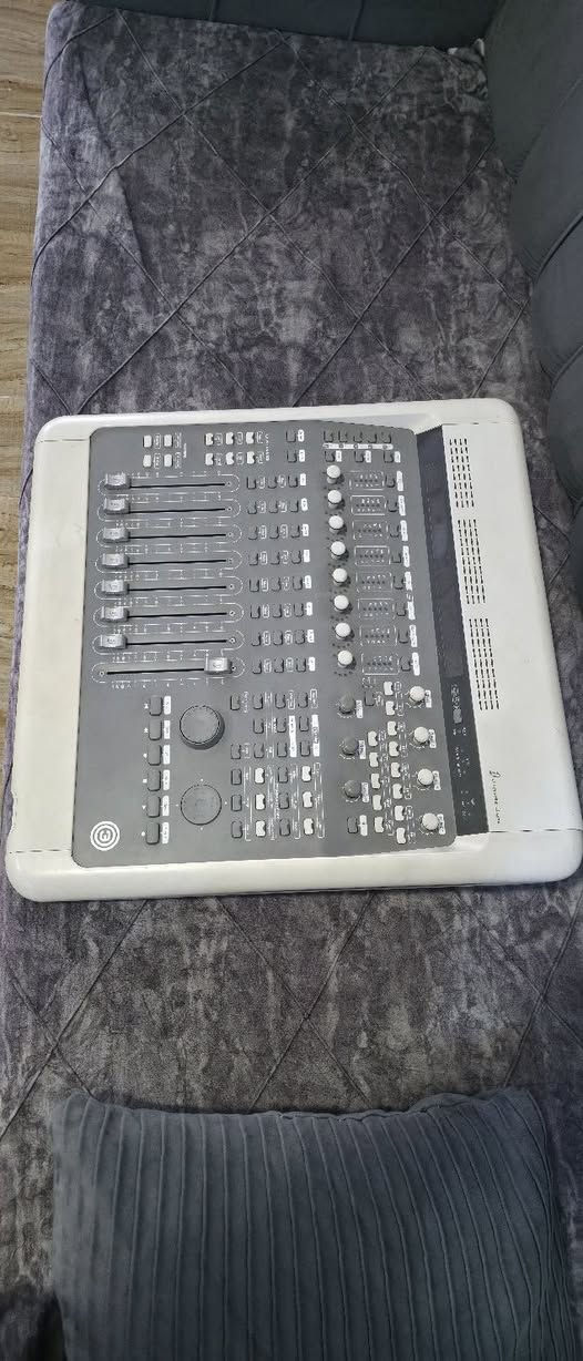 كرت صوت digidesign 003 للبيع ***********
