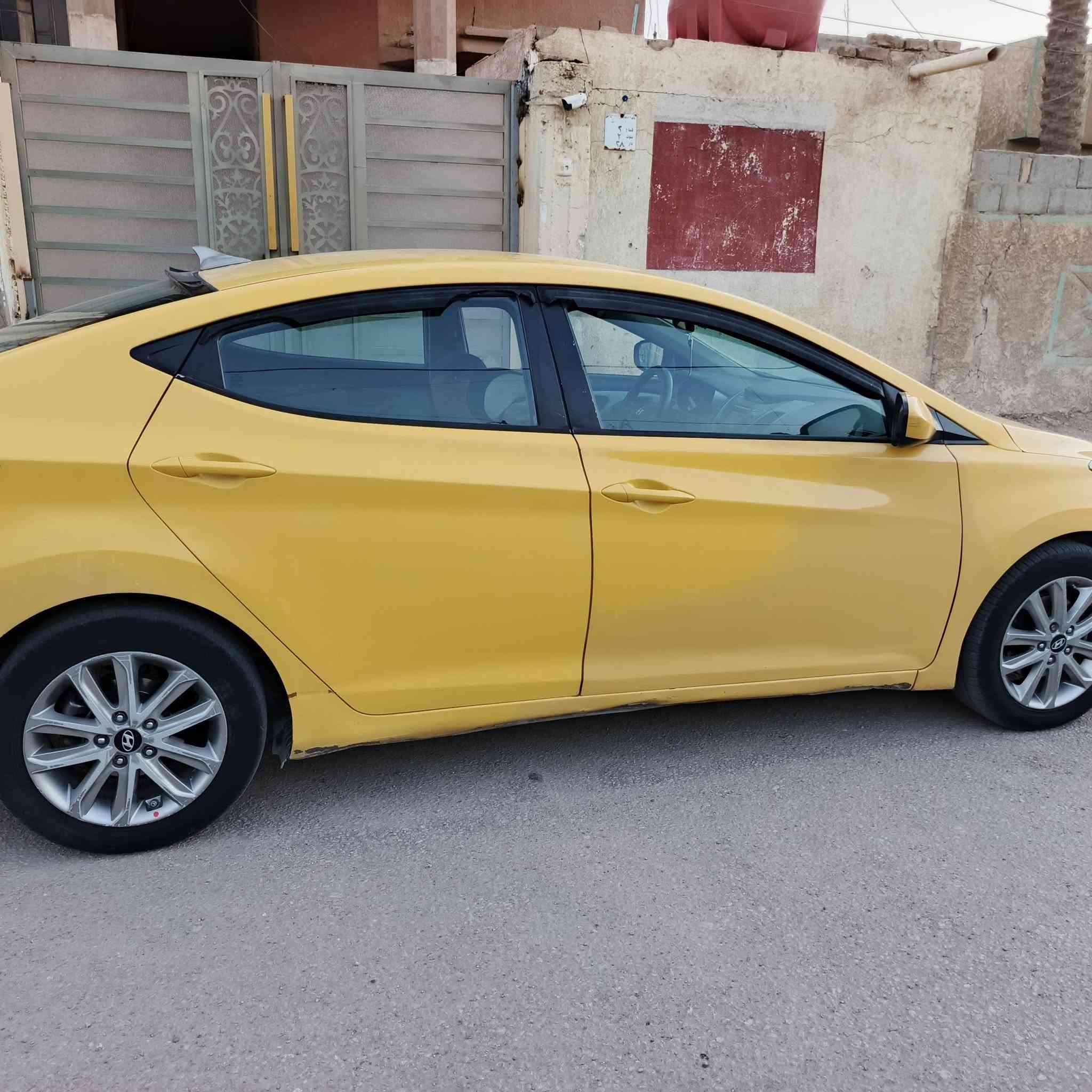 النترا ٢٠١٤باسمي مصفره هيئه كير مكينه جدد اني بدلتهم منظومه تبريد وبانزين جدد سياره جاهزه حادثها جاملغ وبنيد بدون دواخل ليبل واحد السياره تحكم استيرن جهتين تدفئه بالكشن السعر ٩٥ مكاني بابل محاويل ***********
