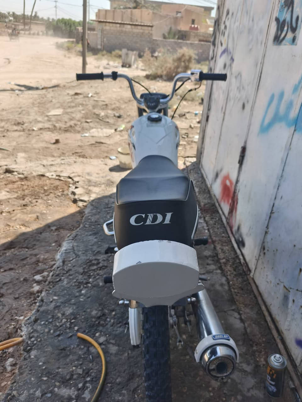 سلام عليكم
دراجه للبيع كلك كلك 
الدراجه حلوه ونضيفه وغراضها كله جديد سعرها ٤٠٠ وبيها مجال 
مكاني ديوانيه ناحيه الصلاحيه رقمي ***********
