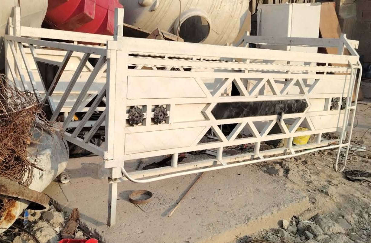 السلام عليكم محجر للبيع مال كيا نفيا العنوان بغداد قرب فلكه سلمان باك السعر 275    ***********
