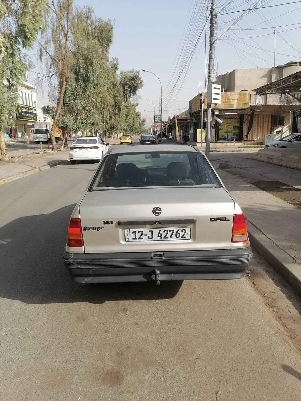 للاستفسار • اتصال فقط • بدون تفاصيل