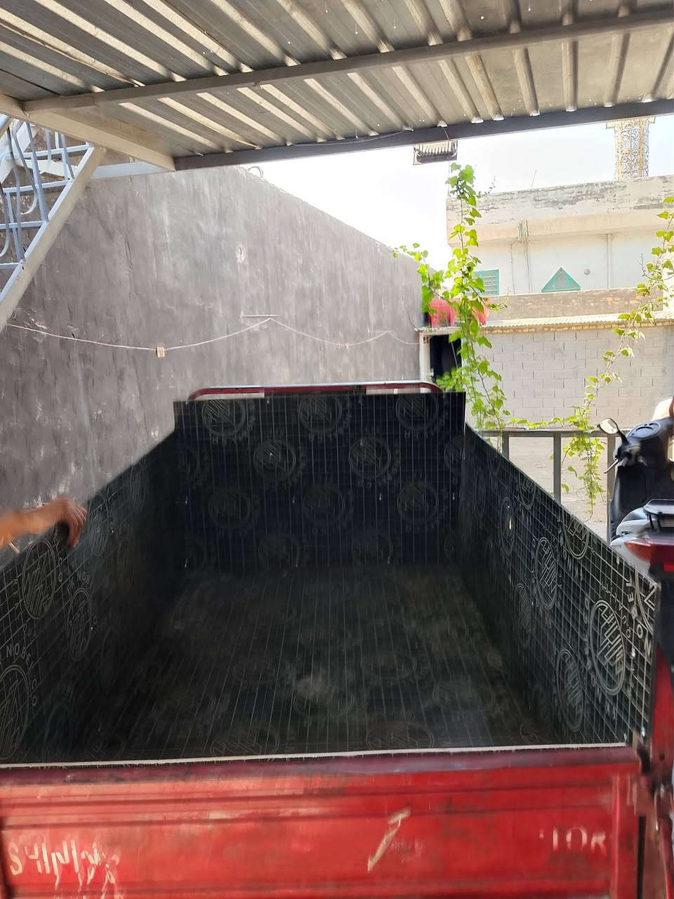 اعيد النشر بسبب الوعود الكاذبه الله لا يوفقكم
اسلام عليكم ستوته دايوان لبيع موديل 2019 مكينه 2026
اوراق اصوليه.  السعر ومليون وميه  وبيهة مجال.  المكان بغداد حي البتول. ***********
