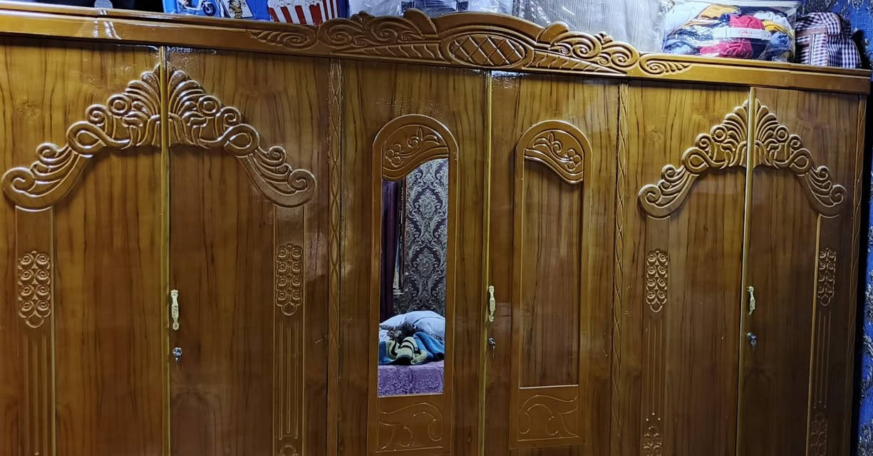البيع غرفه أخشاب صاج ست بوب 
السعر 750الف 
العنوان البصرة أبو الخصيب 
الاستفسار على 
رقم ***********
