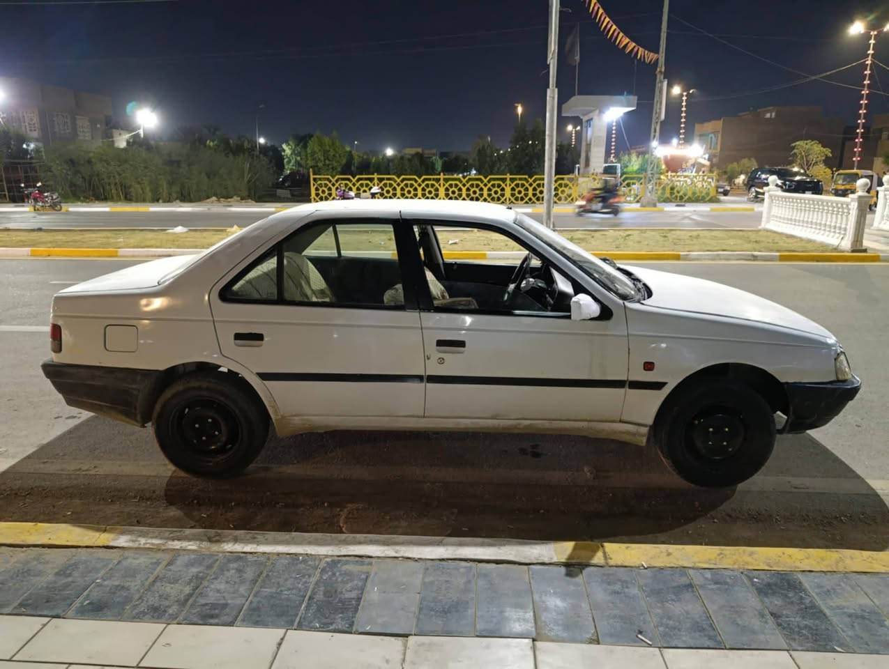 بيجو روا لبيع رقم نجف سعر 20 وبيه مجال واي ستفسار هاذ رقم ***********
