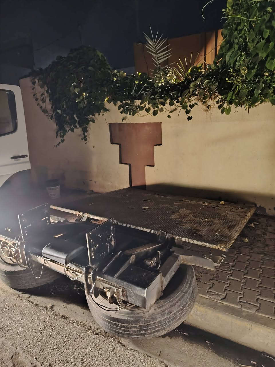 باب اتيكو • ماطور هايدروك • يرفع ٢ طن