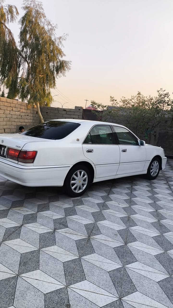 السلام عليكم 
ملكه (جنون) للبيع رقم بصره لون صدفي سنويه ل٢٧ مشروع وطني تحويل جميع المحافظات سياره مكفوله من الگص ونقل الجثه والگلبه والعيب الشرعي والاصوليات كافه 
ايضا مكفوله من الصبغ العام والمعجون مكينه وگير VVVt  ام الگلاص شرط الفحص تبريد ثلج حداده جديده ويلكب نجمه 
دواخل جديده كشنات كهربائيه عينه ليزريه كهربائيات كلهه شغاله سياره أحله من الصوره مكان السياره قضاء الجبايش 
 السعر.   (١١٨) وبيه مجال قليل للاستفسار الاتصال على 
     ‏(‪***********‬‏)
