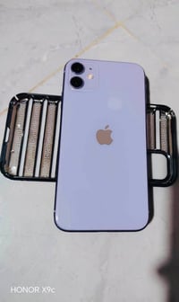 أيفون 📱 11..البيع الذكره 128الجهاز مكفول ما دخل..بطاريه77متواجد خاص ور...
